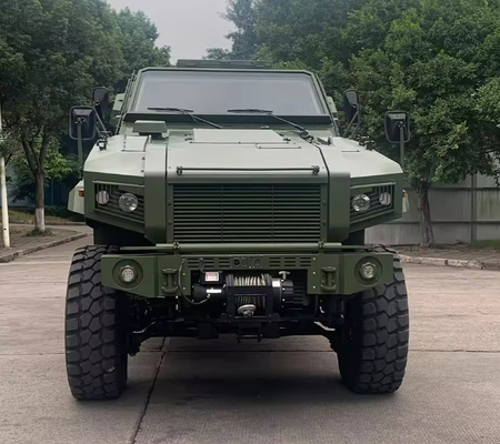 830KG 800cc 엔진 1500mm 트랙의 군사 장갑차